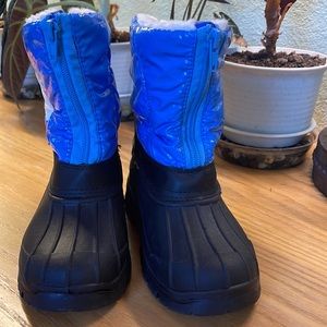 Toddler boys winter snow rain waterproof boots NWOB